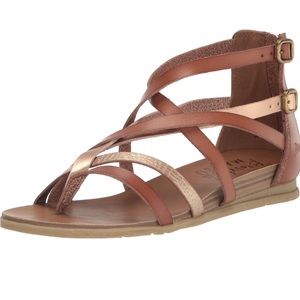 Blowfish Malibu Women's Brock Sandal, Gold Dile/Oak, Rosegold